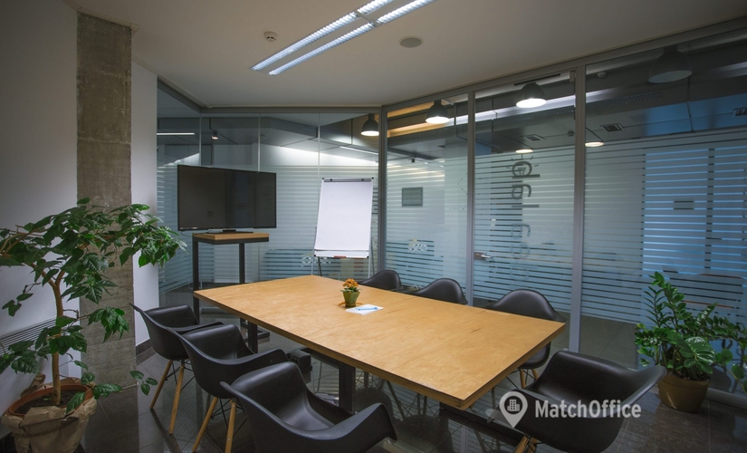 Book a 17 m² Meeting room in Kyiv, Владимирская (01034) - 1 | MatchOffice.com