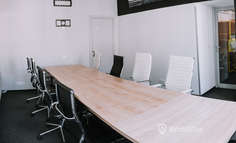 Конференц-зал вулиця Льва Толстого 3 01004 Шевченківський район