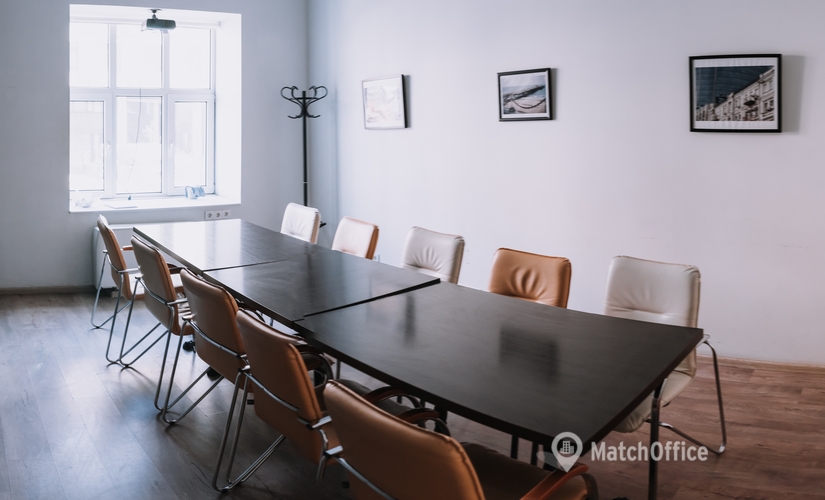 Book a 22 m² Conference hall in Шевченківський, вулиця Льва Толстого 3 (01004) - 3 | MatchOffice.com