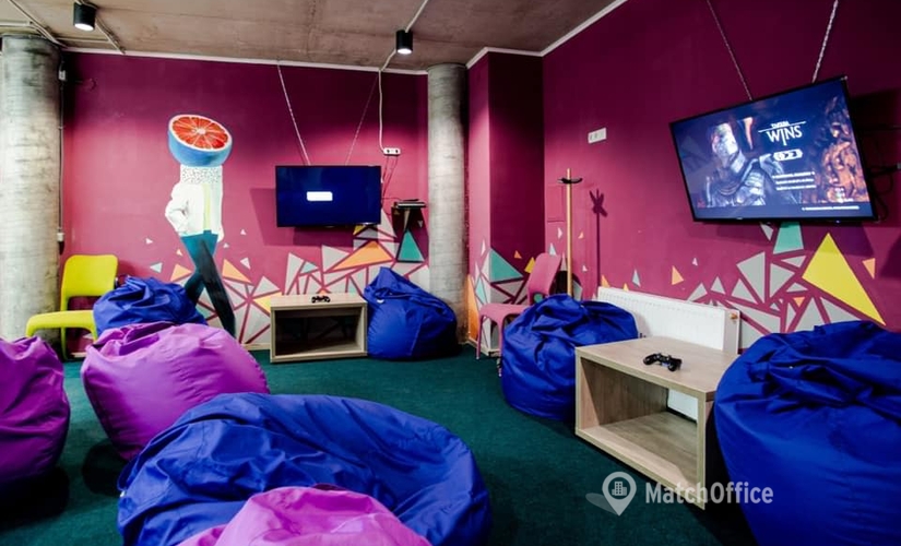 Коворкінг вул. Гнатюка, 6 79000 Львів