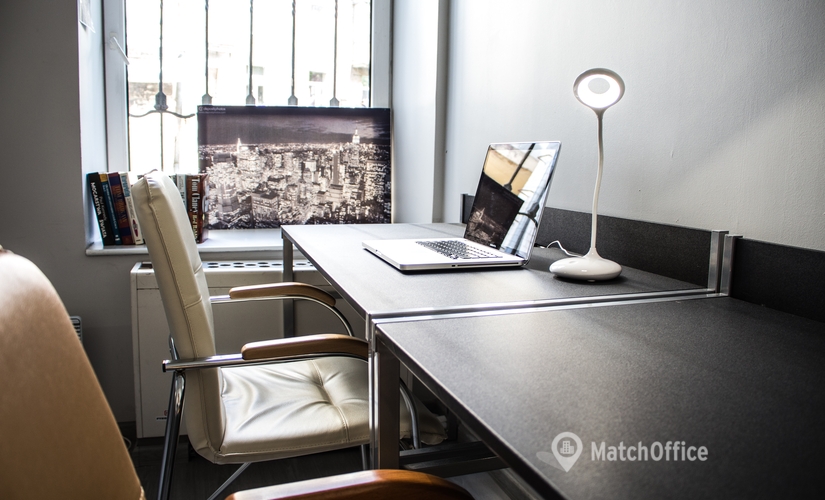 Explore suitable a 60 m² Shared office  in Голосіївський район, вулиця Льва Толстого 3 (01004) - 1 | MatchOffice