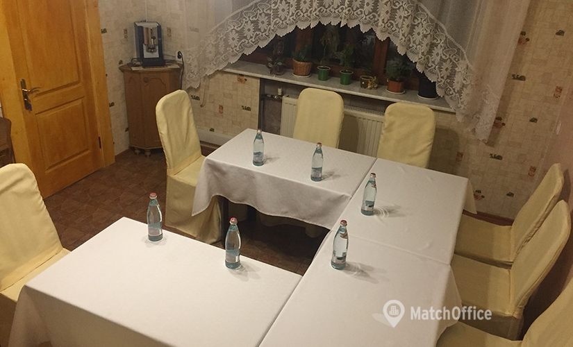 Book a 17 m² Conference room in Дніпропетровськ, площадь Успенская 11а (49000) - 1 | MatchOffice