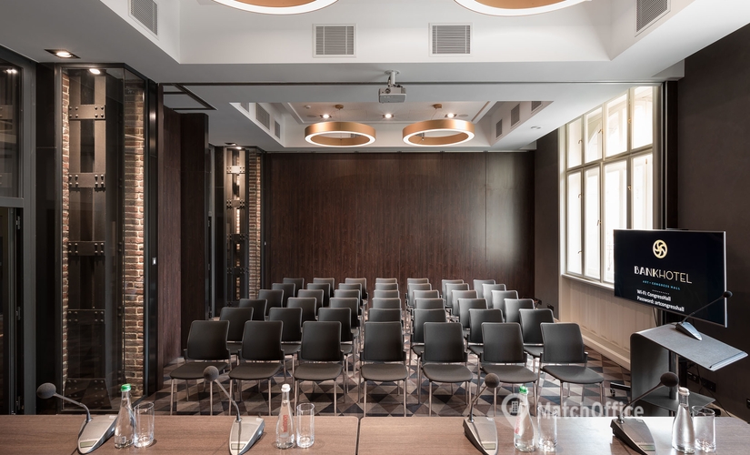 500 m² Conference space in Lviv, вул. Листопадового Чину (79000) - 0 | MatchOffice