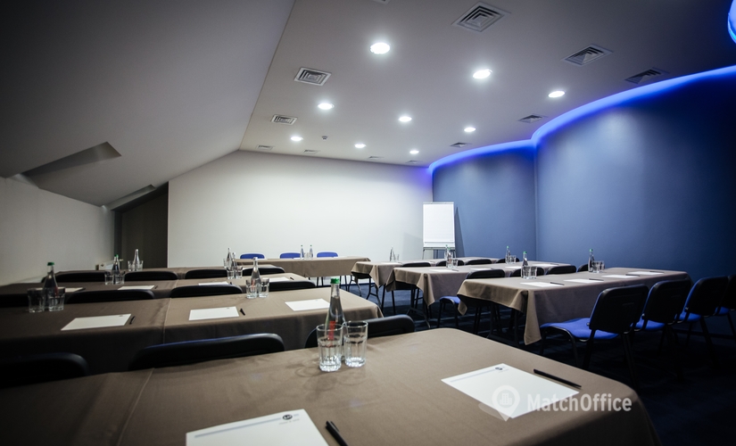 Book a 80 m² Conference hall in Lviv, площа Євгена Петрушевича 1 (79005) - 0 | MatchOffice