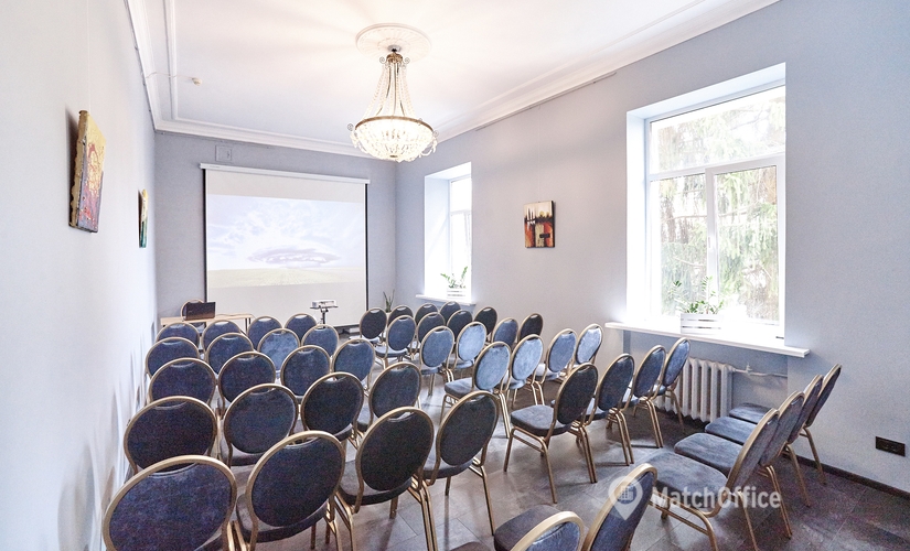 Book a 40 m² Conference hall in Pechersky district, вул. Небесної сотні (02000) - 1 | MatchOffice.com