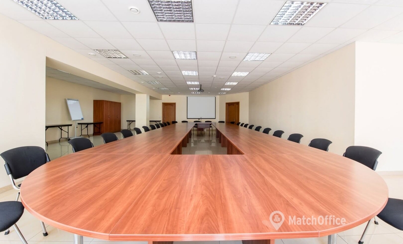 Choose a 118 m² Conference space in Івано-Франківськ, Viacheslava Chornovola Street 7 (76019) - 1 | MatchOffice.com