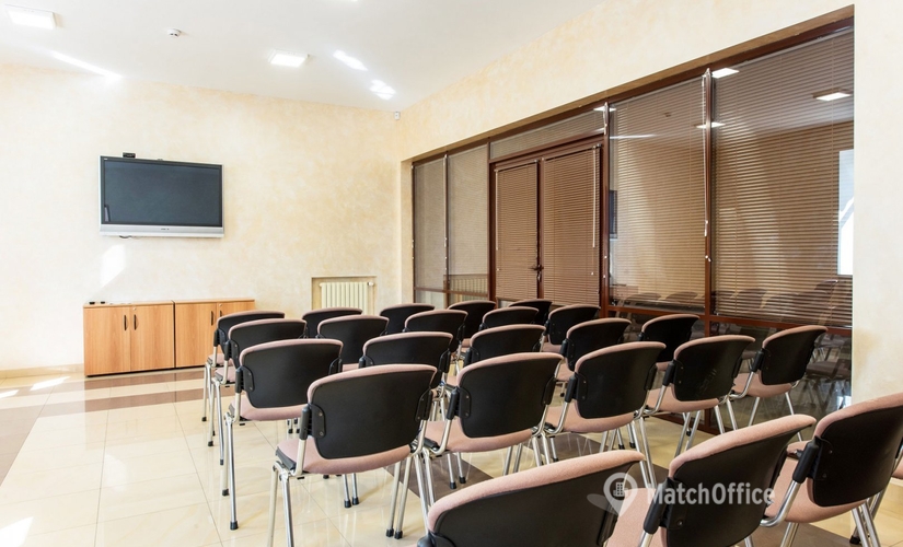 Book a 76 m² Conference hall in Івано-Франківськ, Vasyliyanok Street 64 (76019) - 1 | MatchOffice.com