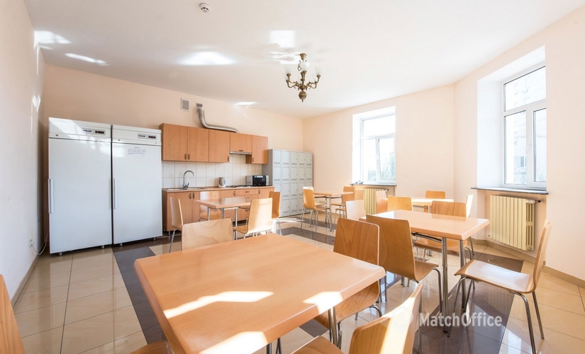 Rent a 76 m² Conference space in Івано-Франківськ, Vasyliyanok Street 64 (76019) - 2 | MatchOffice.com