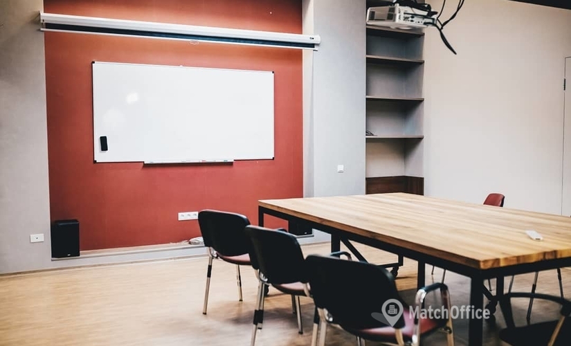 Конференц-зал Полтавський Шлях 26 61000 Харків