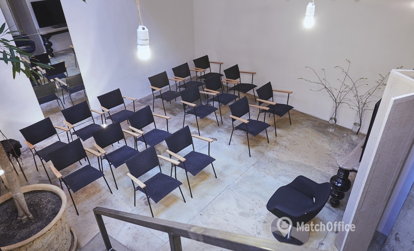 Конференц-зал Vozdvyzhens'ka Street 60 А,B 04071 Подільський район