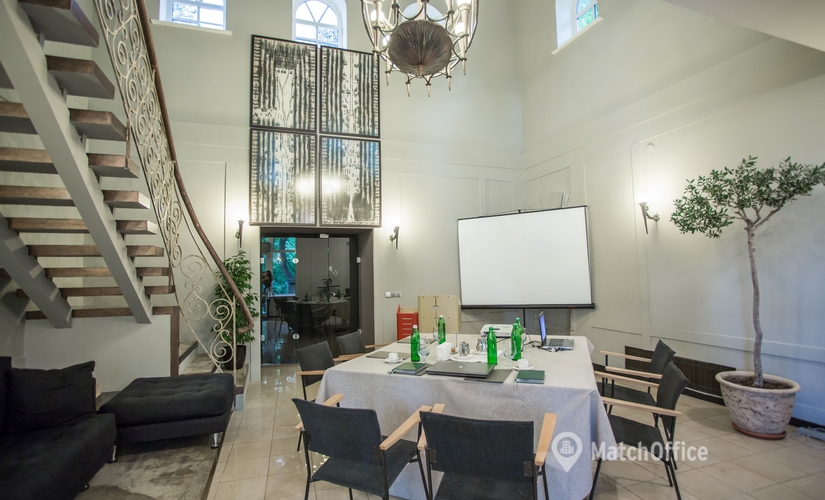 Rent a 36 m² Convention center in Podolsky district, Vozdvyzhens'ka Street 60 A (04071) - 0 | MatchOffice