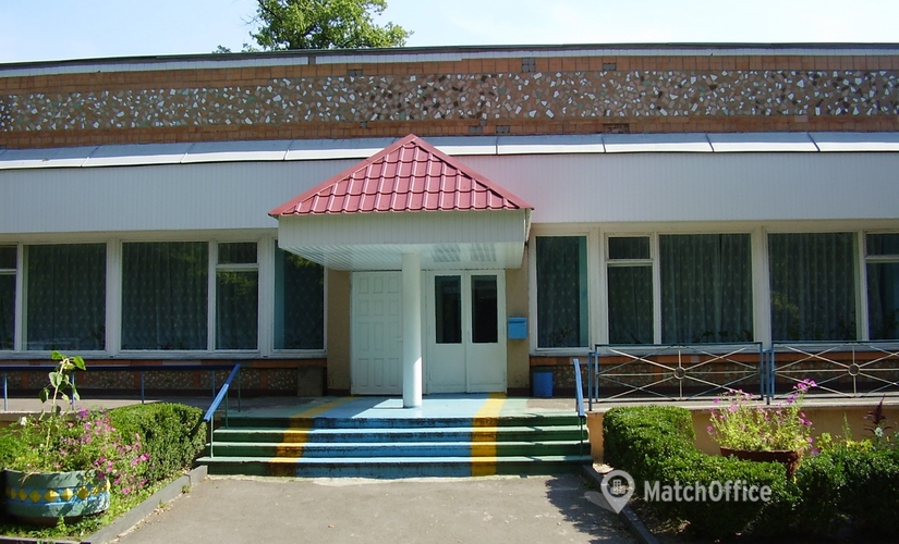 Бізнес-центр  вул. Санаторна, 2 35320 Рівненський район