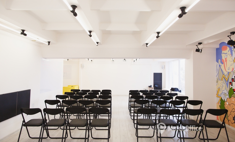 Конференц-зал вулиця Садова 2а 79021 Львів