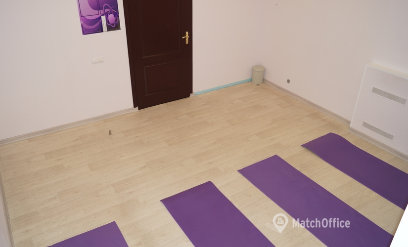 Choose a 19 m² Meeting room in Шевченківський, вулиця Малопідвальна 4 (02000) - 0 | MatchOffice.com