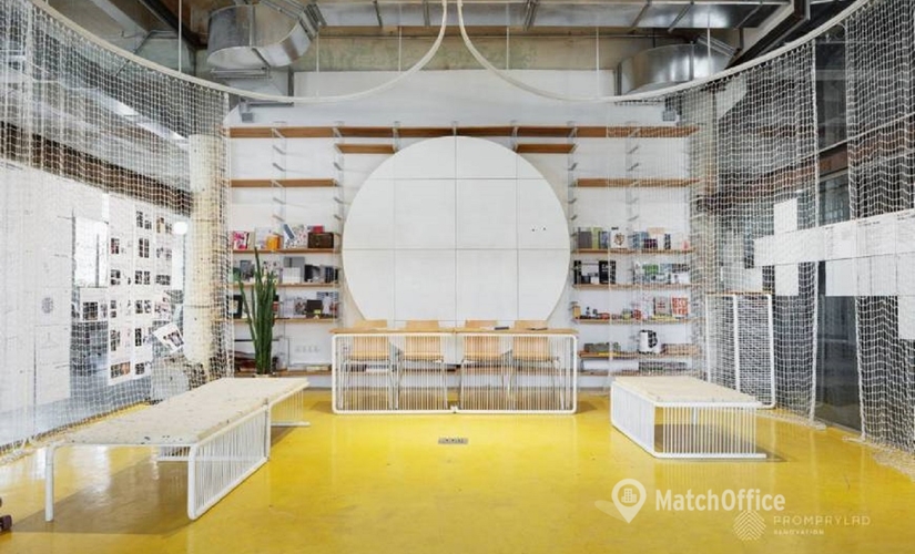 Book a 38 m² Conference space in Івано-Франківськ, вулиця Академіка Сахарова 23 (76000) - 0 | MatchOffice.com