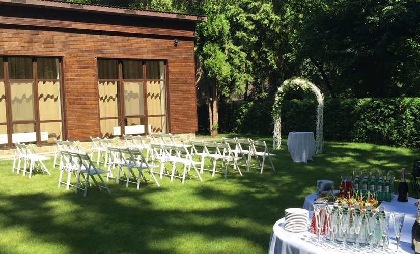 Book a 120 m² Conference center in Голосіївський район, Голосіївський проспект 87 (03040) - 2 | MatchOffice.com