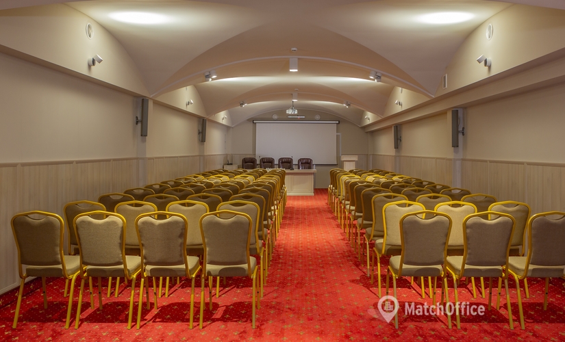 Book a 105 m² Conference space in Полтава, вулиця Гоголя 33 (36011) - 1 | MatchOffice.com