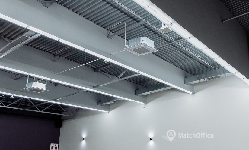 Book a 400 m² Convention center in Дніпровський район, вулиця Попудренка 1А (02100) - 2 | MatchOffice.com