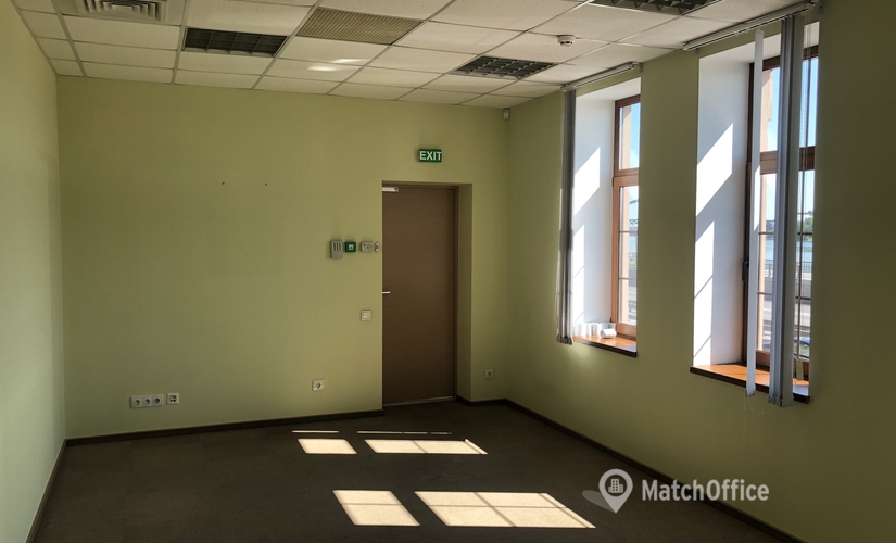 Бізнес-центр вулиця Набережно-Хрещатицька 9 04070 Подільський район