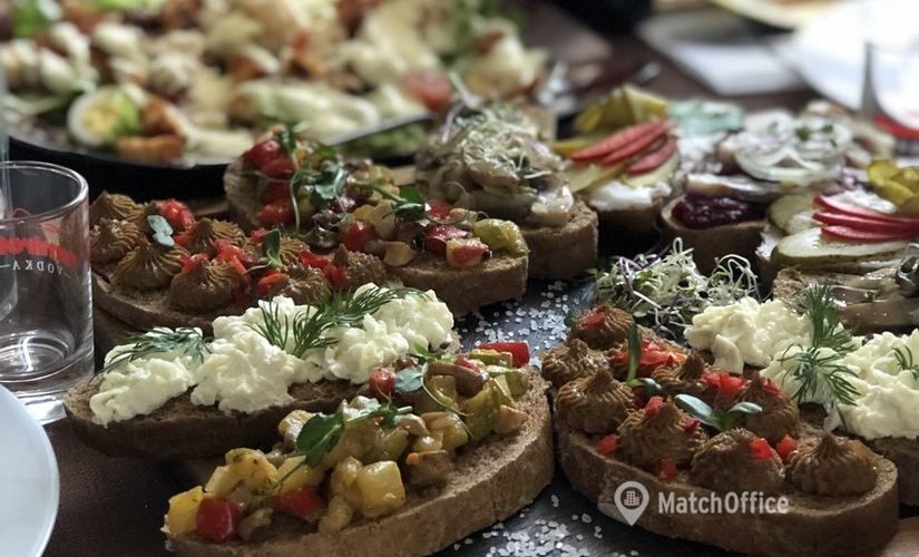 Конференц-зал вулиця Степана Будного, 18 46027 Тернопіль