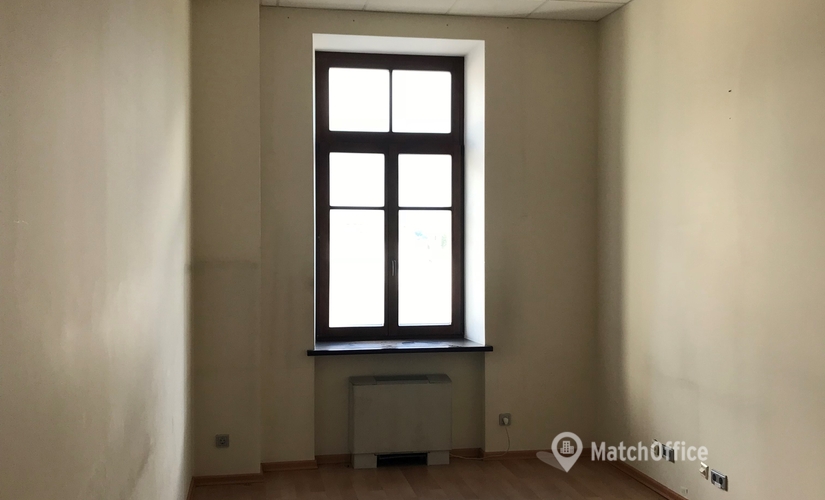 Бізнес-центр вулиця Б. Хмельницького 01030 Шевченківський район