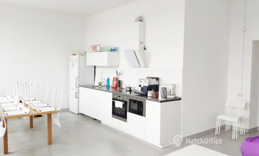 Join flexible a 200 m² Shared office  in Lviv, Володимира Великого (79000) - 4 | MatchOffice