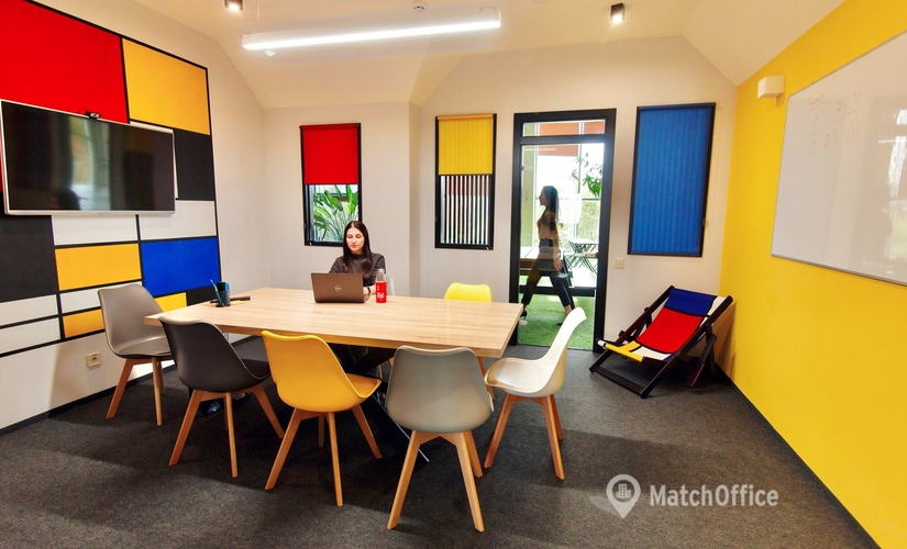 Коворкінг вулиця Наукова 2Б, Львів 79053 Львів