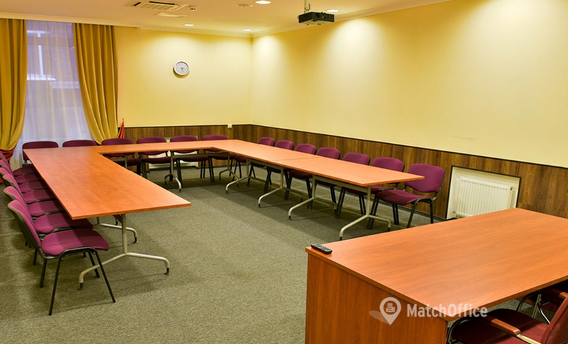 Конференц-зал вулиця Троїцька 12А 49000 Дніпро