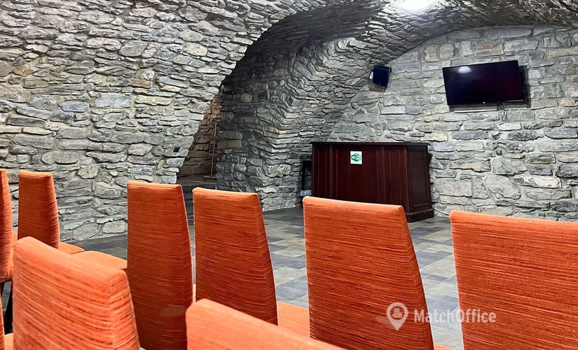 Конференц-зал вулиця Старобульварна 2 32301 Кам'янець-Подільський район