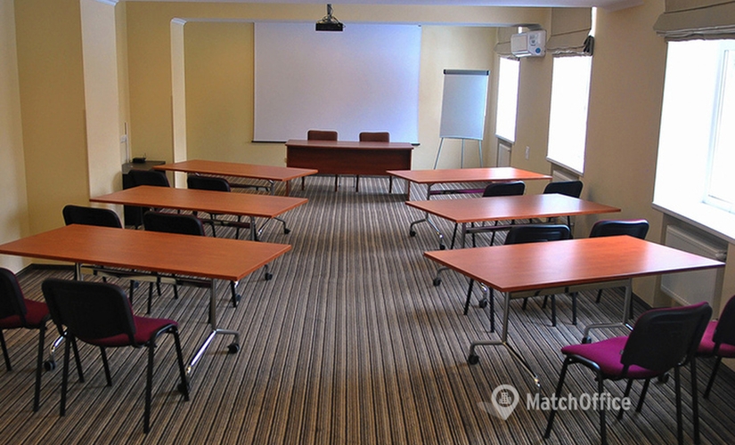 Конференц-зал вулиця Лазарєва 6 18001 Черкаси