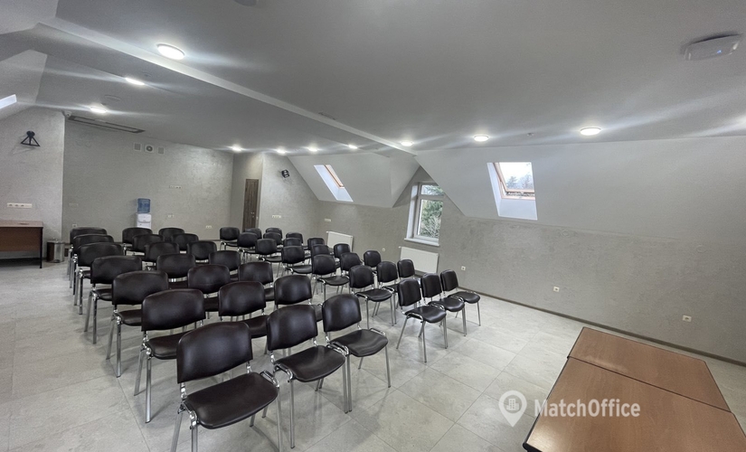 Meeting room in Truskavets, вулиця Дрогобицька 72 (82201) - 3 | MatchOffice.com