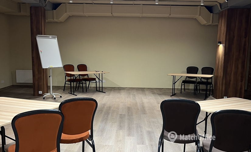 Конференц-зал Набережна вулиця 4 43000 Луцьк