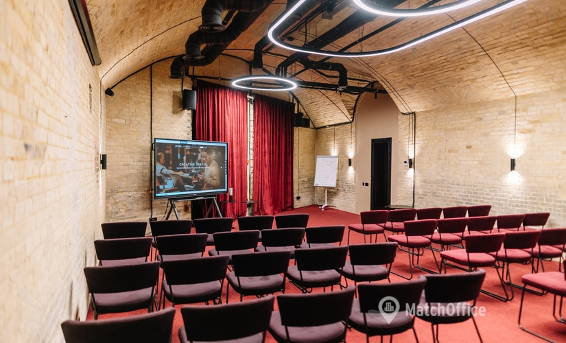 Конференц-зал Ivan Mazepa street 1 01010 Київ