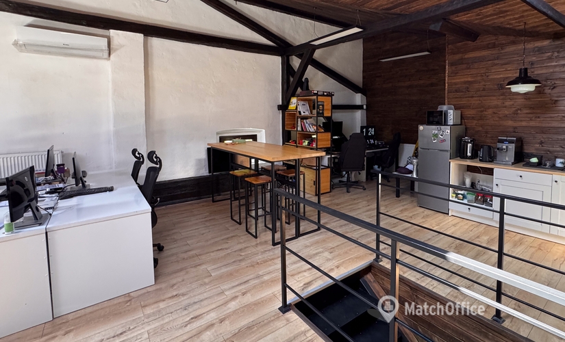 63 m² Shared office  in Ivano-Frankivsk, вулиця Гетьмана Мазепи 20 (76000) - 2 | MatchOffice.com