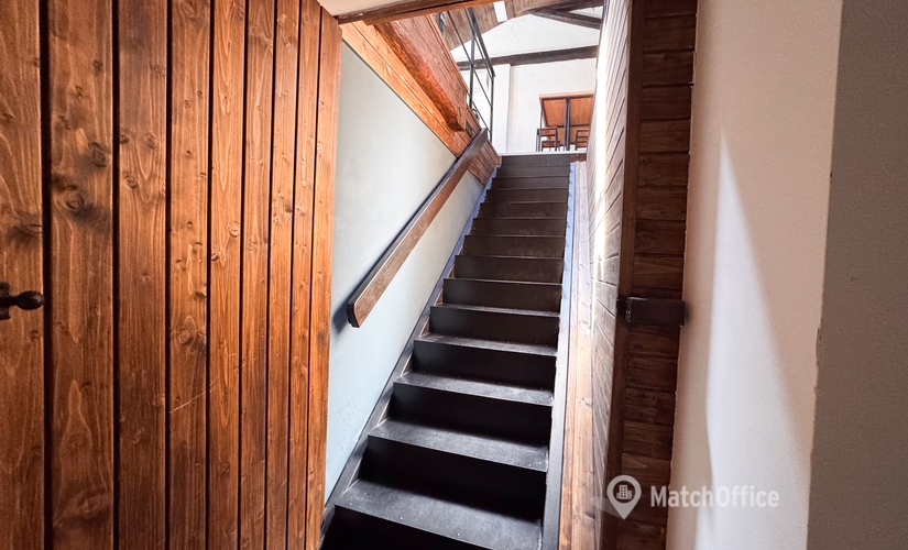 63 m² Coworking  in Ivano-Frankivsk, вулиця Гетьмана Мазепи 20 (76000) - 1 | MatchOffice.com