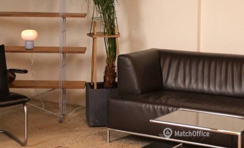  Convention center in Ivano-Frankivsk, вулиця Вовчинецька (76006) - 3 | MatchOffice