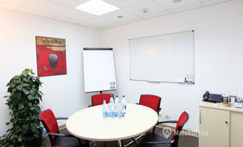 Бізнес-центр 25B, P. Sagaydachnogo str 04070 Київ