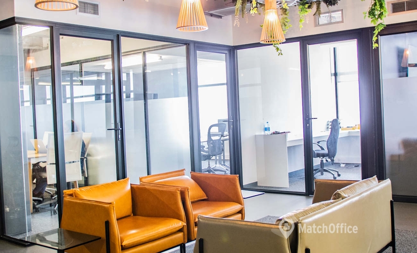 300 m² Co-working  in Cape Town, 76 Regent Rd (8060) - 2 | MatchOffice.com