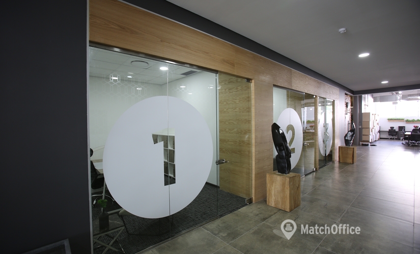 50 m² Serviced office in Cape Town, Portswood Rd (8001) - 1 | MatchOffice