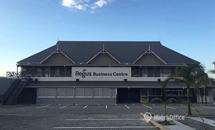 100 m² Shared office in East London, Stewart Drive 14 (5241) - 1 | MatchOffice