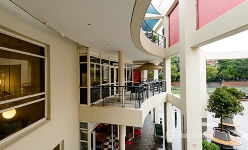 75 m² Business space in Johannesburg, Jan Smuts avenue and Summit Road (2196) - 0 | MatchOffice.com