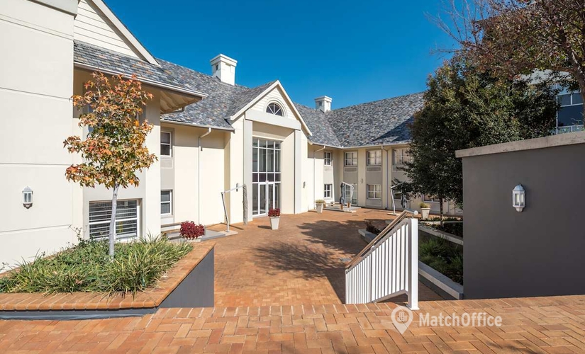 10 m² Business center in Johannesburg, 33 Ballyclare drive (2191) - 0 | MatchOffice.com