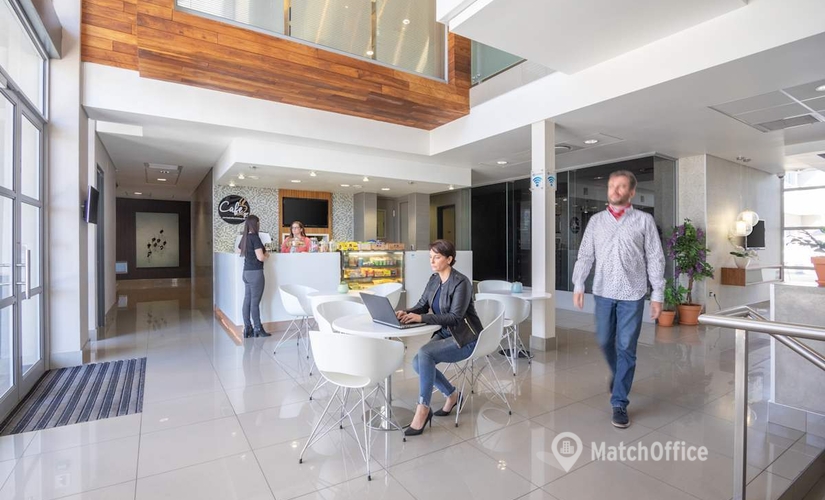 10 m² Shared office in Johannesburg, Cnr. Cedar Road & 3rd Street (2021) - 2 | MatchOffice