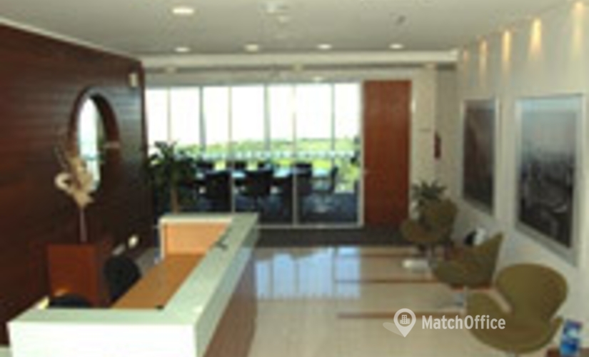 40 m² Shared workspace  in Buenos Aires, Bouchard Plaza Building (C1106ABG) - 3 | MatchOffice.com
