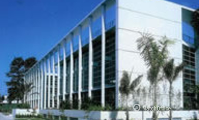 50 m² Coworking  in Barra de Tijuca, Av. Luiz Carlos Prestes 180 (22775-055) - 4 | MatchOffice.com
