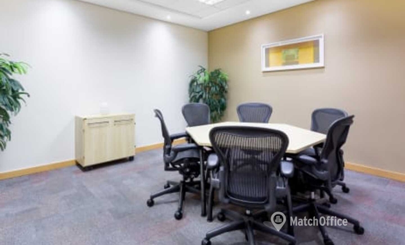 300 m² Business park in Brasilia, Rua Comendador Araújo 499 (80420-000) - 4 | MatchOffice.com