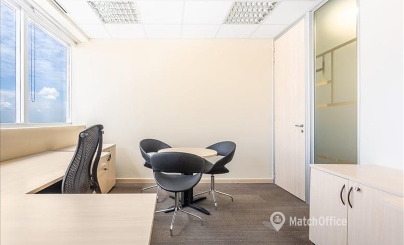 300 m² Coworking  in Brasilia, Bloco C (60160-230) - 1 | MatchOffice