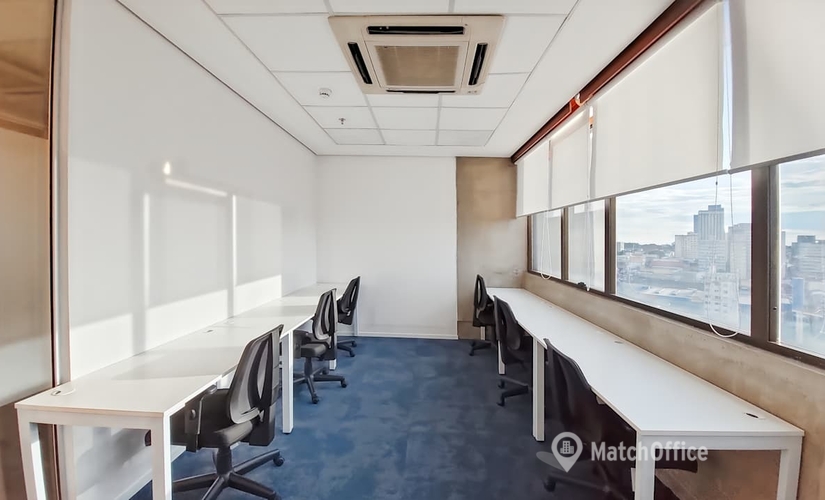 10 m² Shared workspace  in Campinas, Rua José Paulino 1399 (13013-001) - 3 | MatchOffice.com