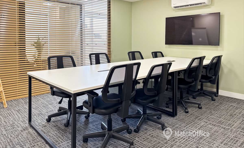 10 m² Business space in Porto Alegre, 1942 Carlos Gomes Avenida (90480-002) - 2 | MatchOffice