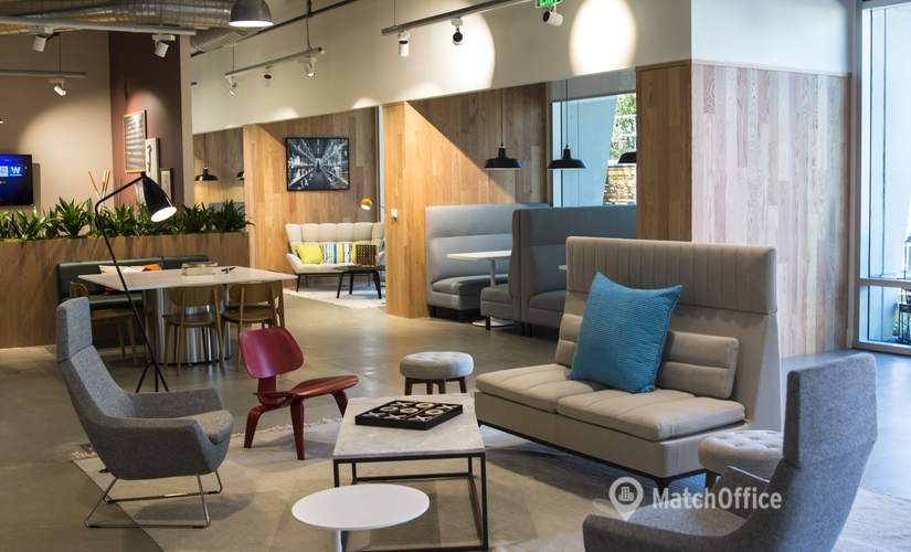 50 m² Serviced office in Toronto, 1235 Bay Street (M5R 3K4) - 4 | MatchOffice